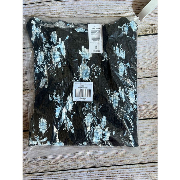 Torrid Rayon Slub Smocked Bodice Long Sleeve Crop Blouse (Size 6X) - Picture 6 of 6